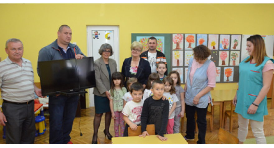 Novi televizor za obreške predškolce